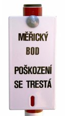 Smaltované štítky k ochranným tyčovým znakům